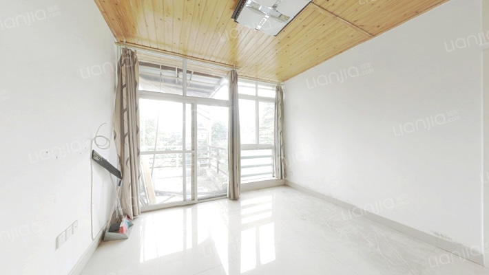 四季青城(白鹤路)二手房实景图