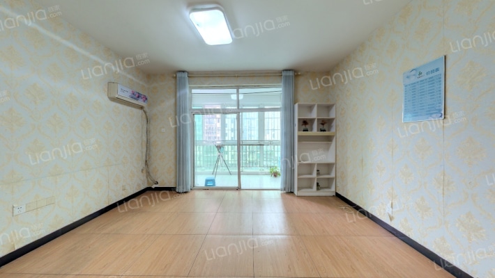 加州阳光东区二手房实景图