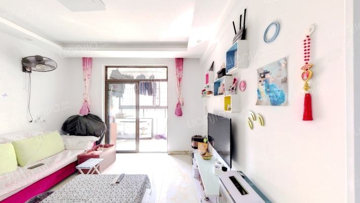 禹洲华侨城三期荷园二手房实景图