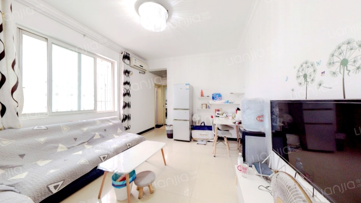 蜂巢小区二手房实景图