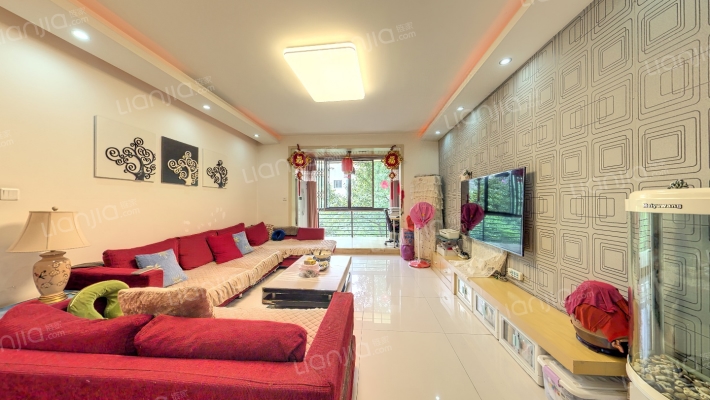 贵通御苑枫景二手房实景图