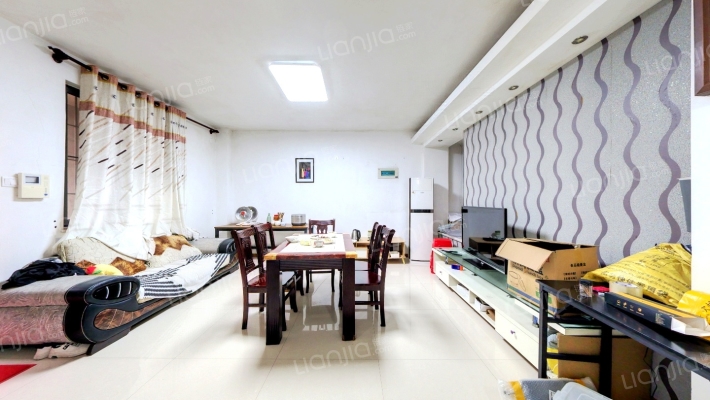 正祥香槟风范二手房实景图