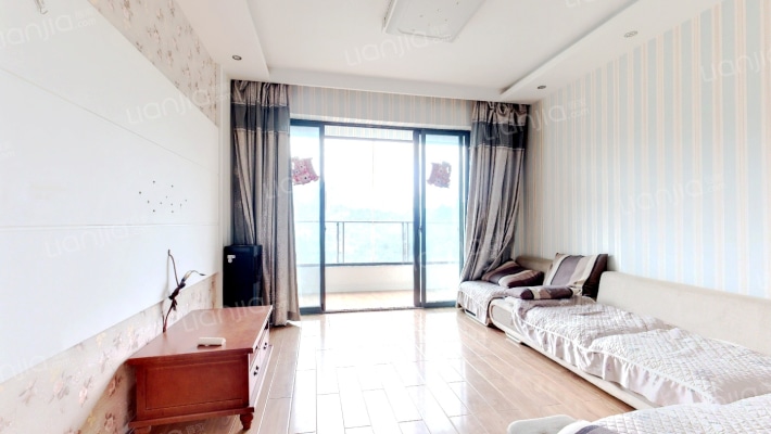 保利春天大道二手房实景图