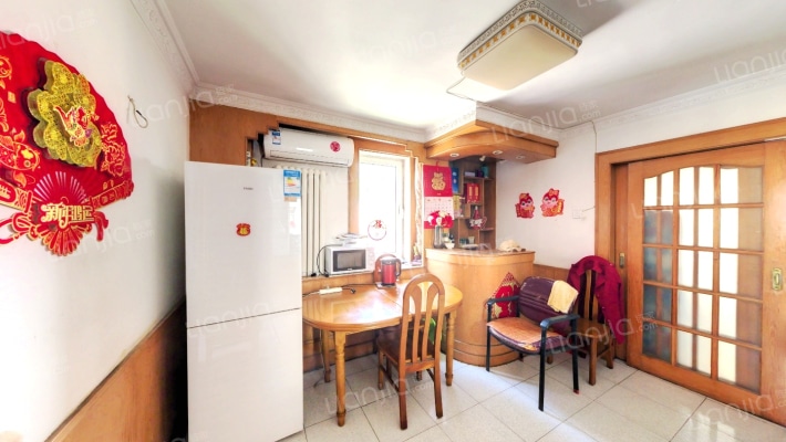 协龙里二手房实景图