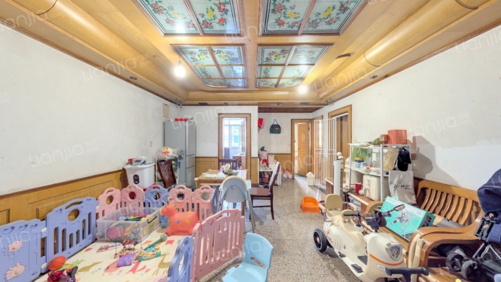 昆三小区二手房实景图