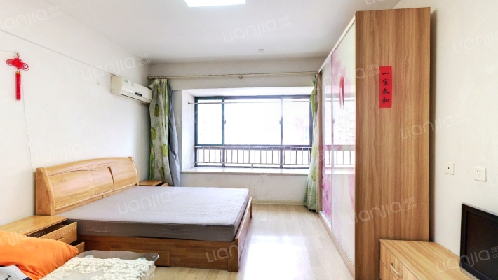 辰龙雅苑二手房实景图