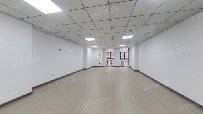 侨亚国际广场二手房实景图