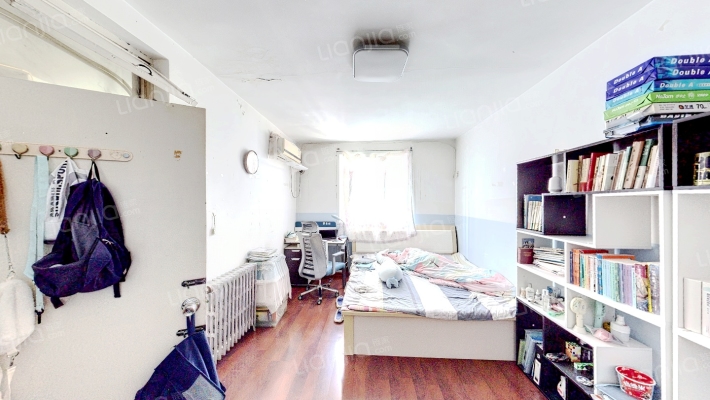 信华南里二手房实景图