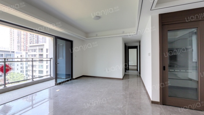 万科清水甲第厚德二手房实景图