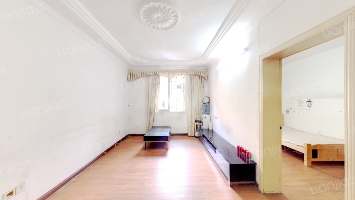 同济路二手房实景图