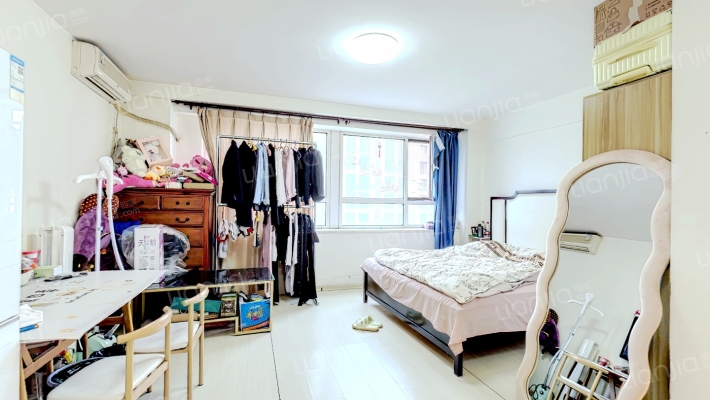 经典生活二手房实景图