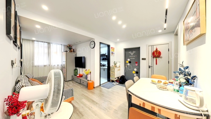 凤凰池新村二手房实景图