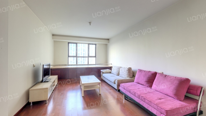 新里西斯莱公馆二手房实景图