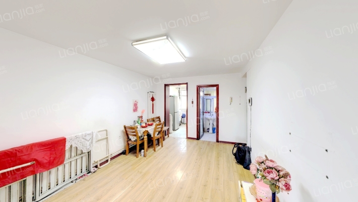 佳春里二手房实景图