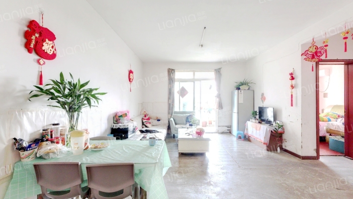 凌江苑二手房实景图