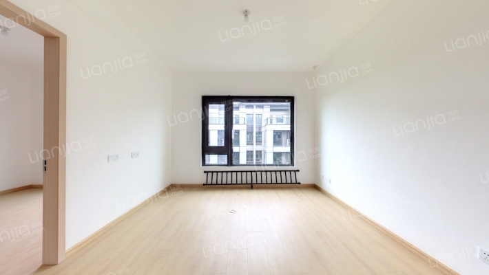 海明院二手房实景图