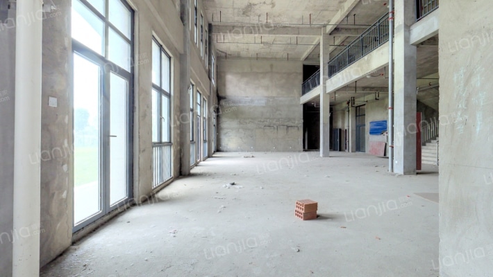 加侨波普驻区二手房实景图