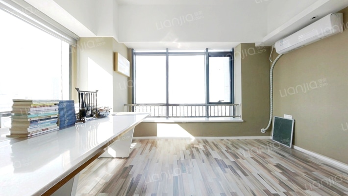 贵和金街二手房实景图