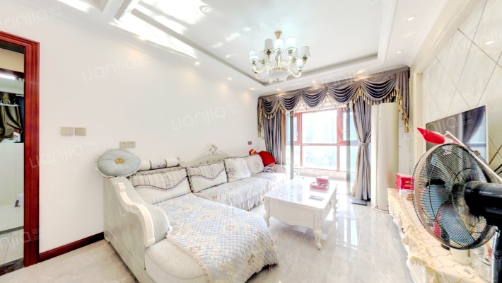 北大资源颐和翡翠府二手房实景图