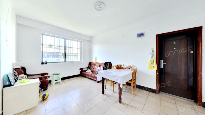 泾东一村(松江)二手房实景图