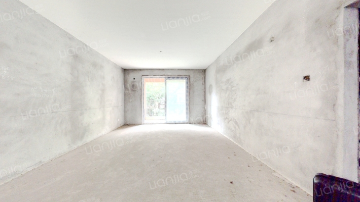 新鸥鹏凤凰城二期A区二手房实景图