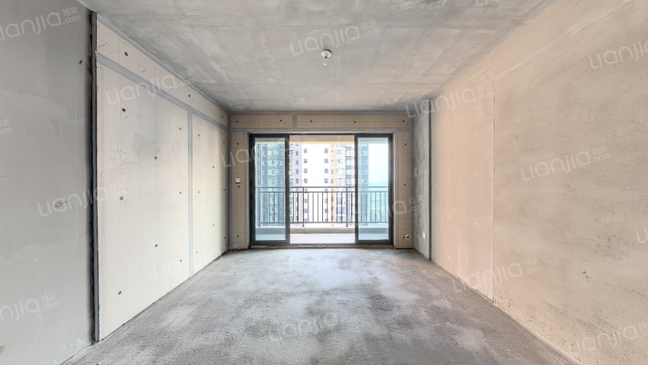 日盛湖湘花苑二手房实景图