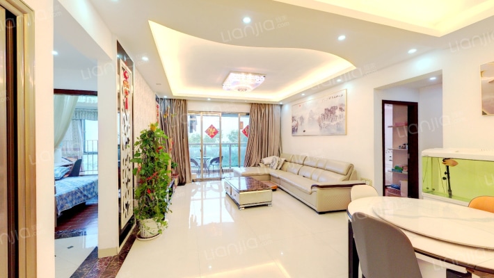 迎宾豪苑二手房实景图