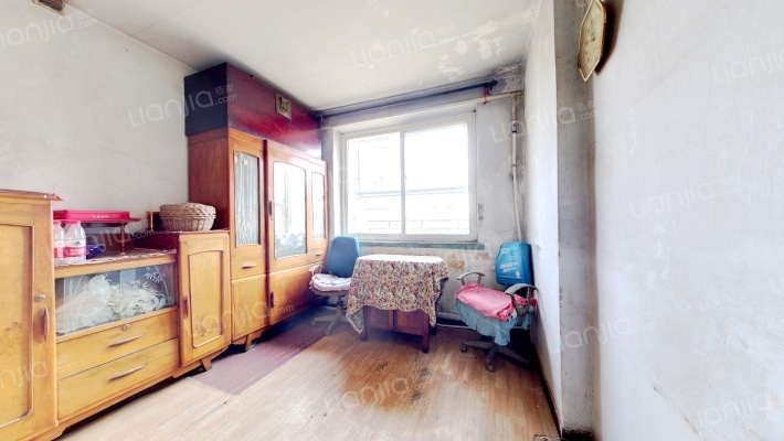 久胜街二手房实景图