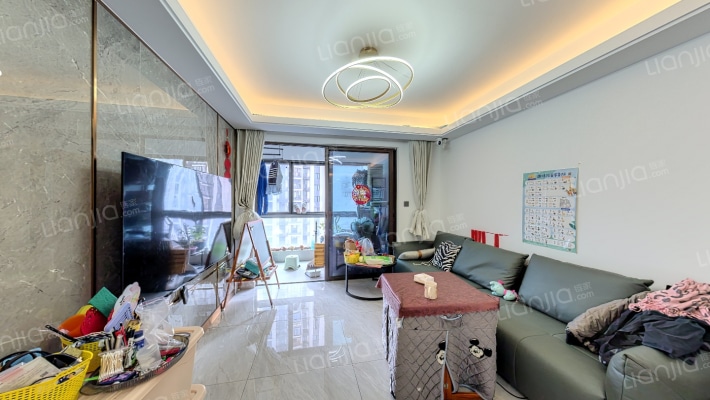 美的麓府二手房实景图