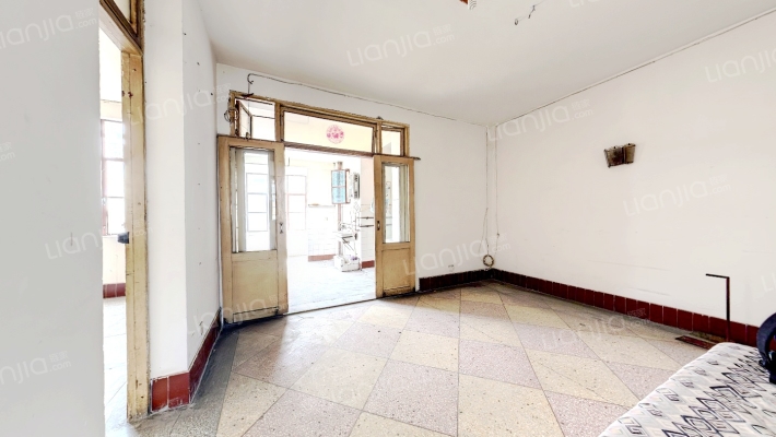 东南市街50号二手房实景图