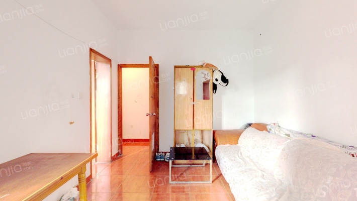 东方虹花苑二手房实景图