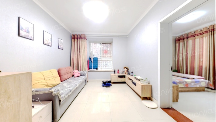 晶华城西区二手房实景图