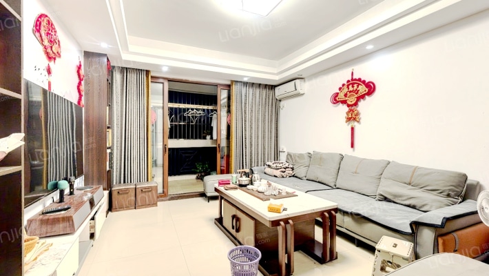 麦地南山庄二期二手房实景图