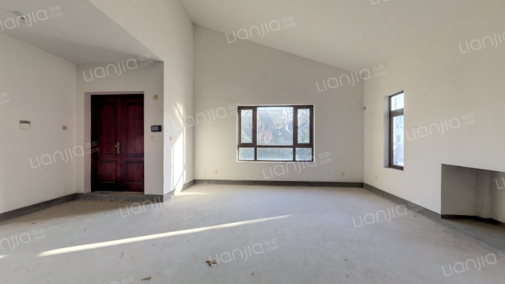 招商海廷(四期)二手房实景图