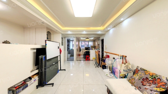 泰馨公寓二手房实景图