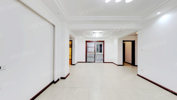 半岛蓝湾二手房实景图