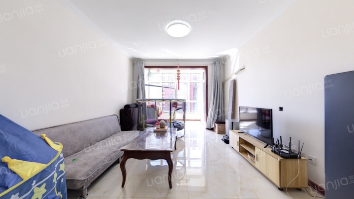 颐海蓝湾二手房实景图