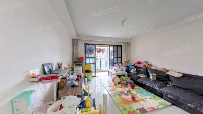 保利百合花园二手房实景图