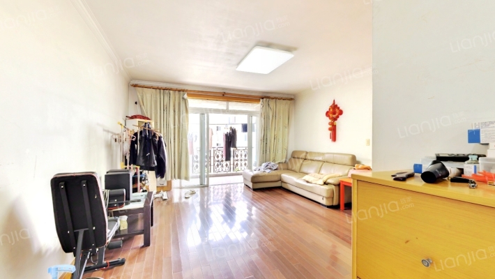 诚中城公寓二手房实景图