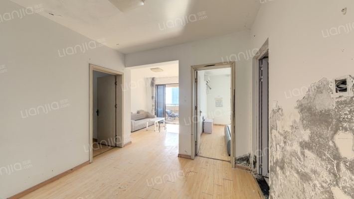 东方蓝海六期二手房实景图