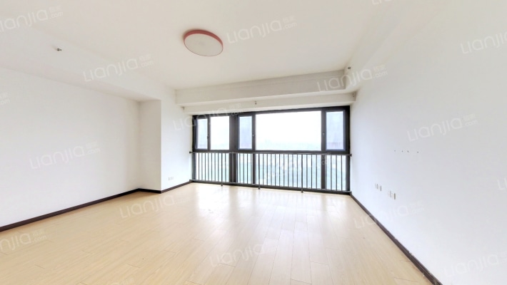 天鹅堡二手房实景图