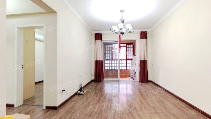 沿海赛洛城红堡二手房实景图