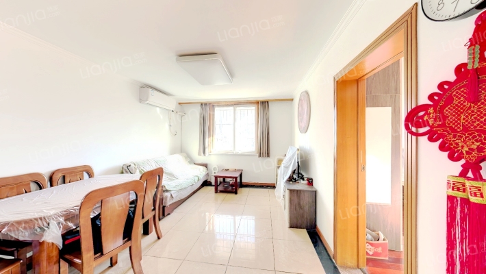 阳光公寓二手房实景图