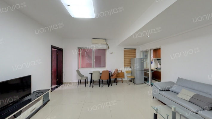 银轩铭誉二手房实景图