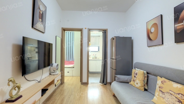 卓越中寰二手房实景图