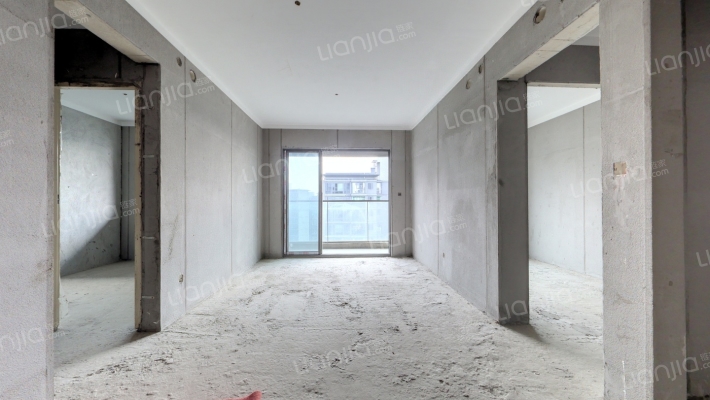 广州融创文旅城B2区二手房实景图