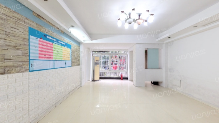 湖畔花园龙珠苑二手房实景图