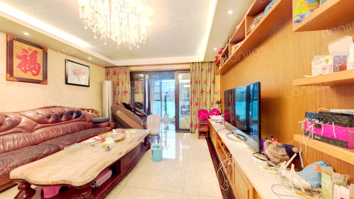 都市國際二手房实景图