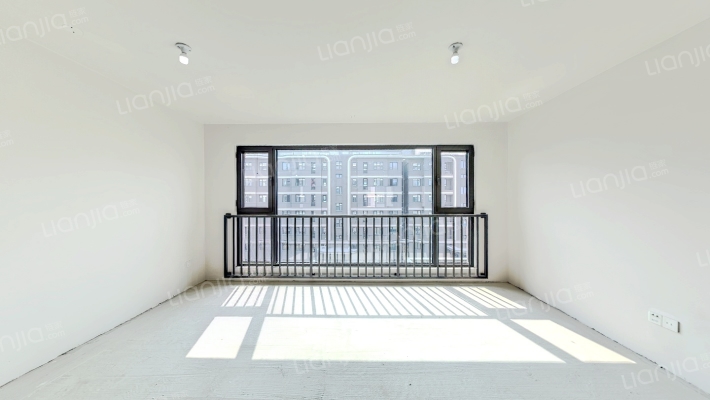 想云湾逸天轩二手房实景图