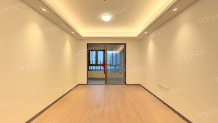 万科金域蓝湾四期二手房实景图